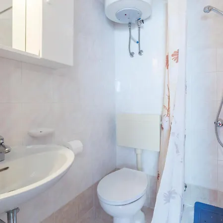 아파트 Nena-1 By Interhome